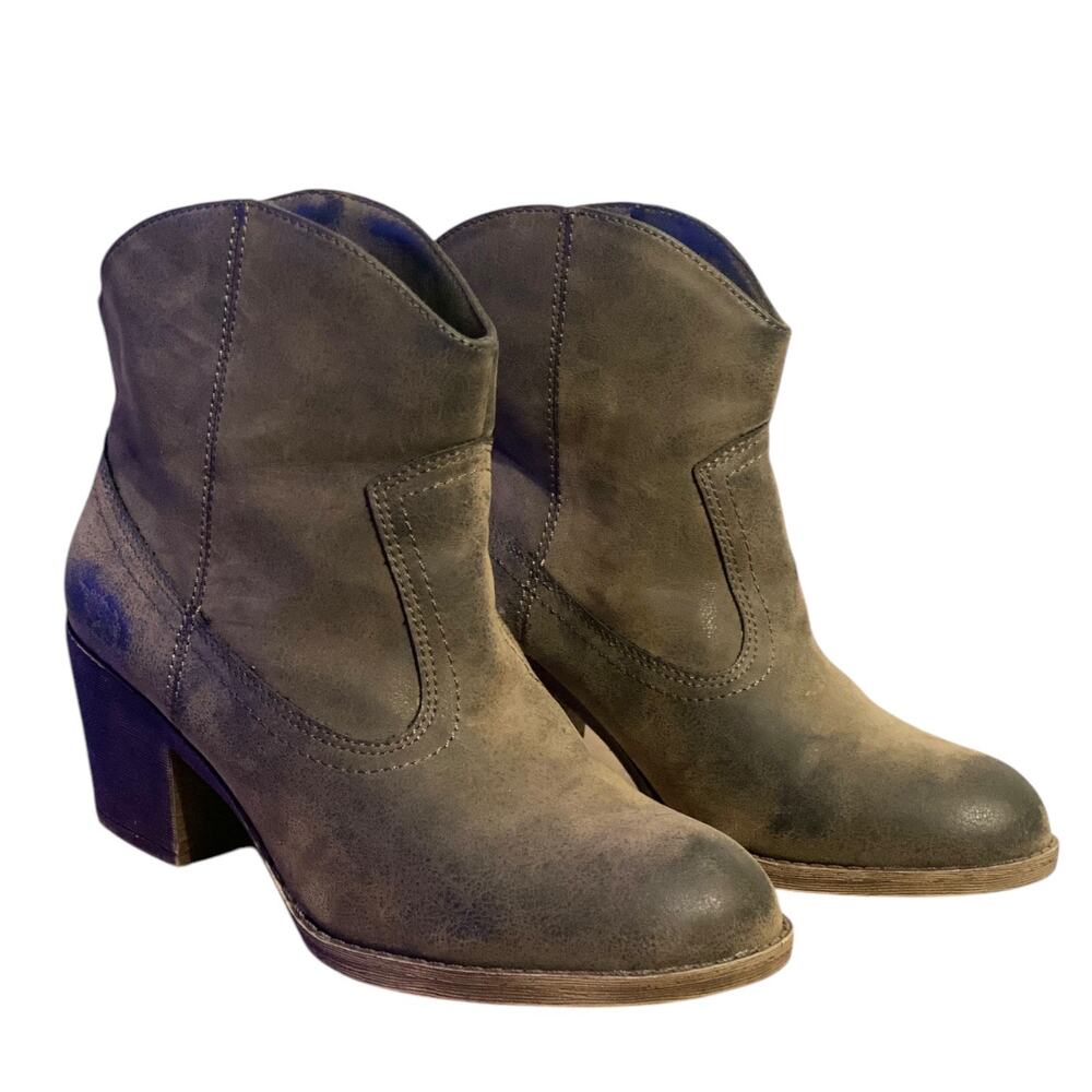 Rocket Dog Soundoff Vintage Western Ankle Boot 7.5